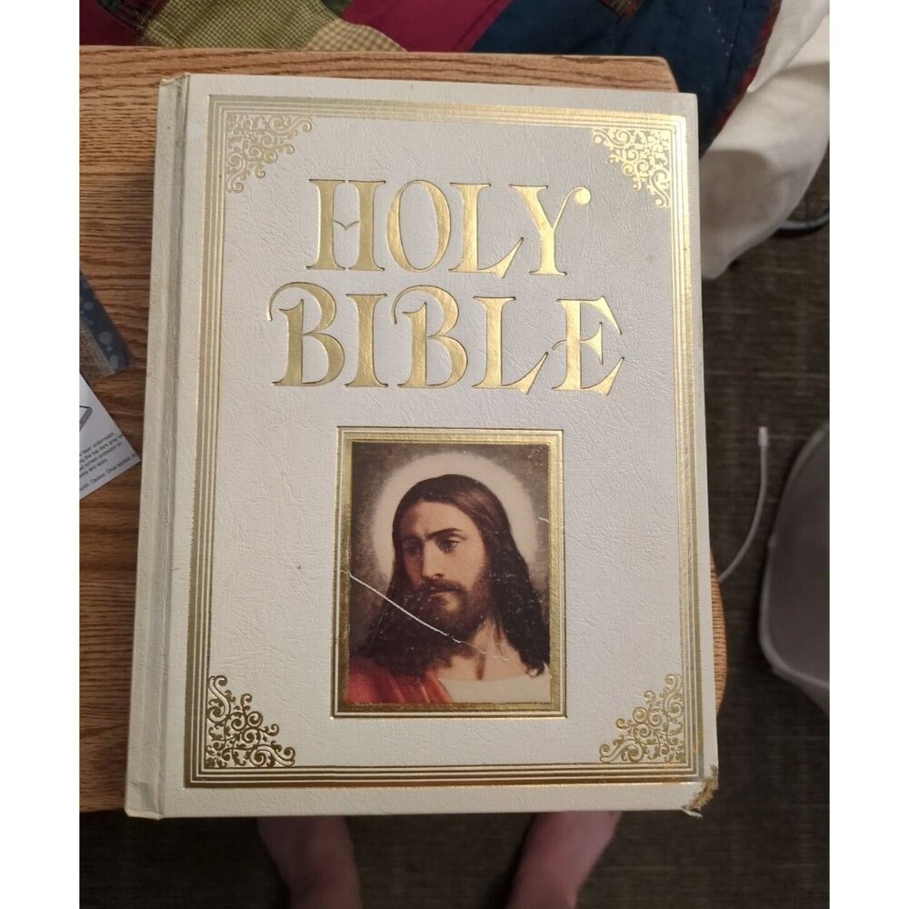 1987 Vintage Holy Bible King James Version KJV Red Letter Heirloom Family Bible